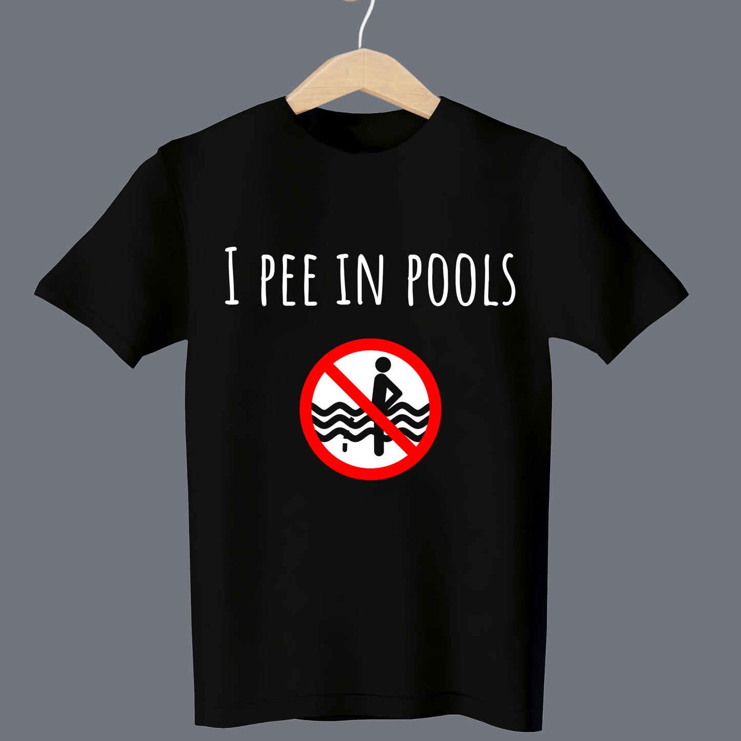 I pee in pools - T Shirt